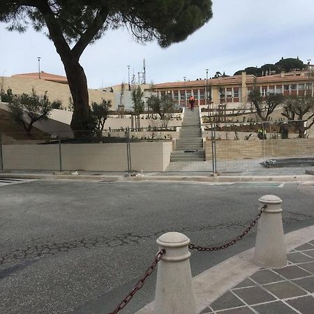 Appartement Spacieux Et Calme Classe 4 Etoiles, A 300M De La Mer Sainte-Maxime Kültér fotó