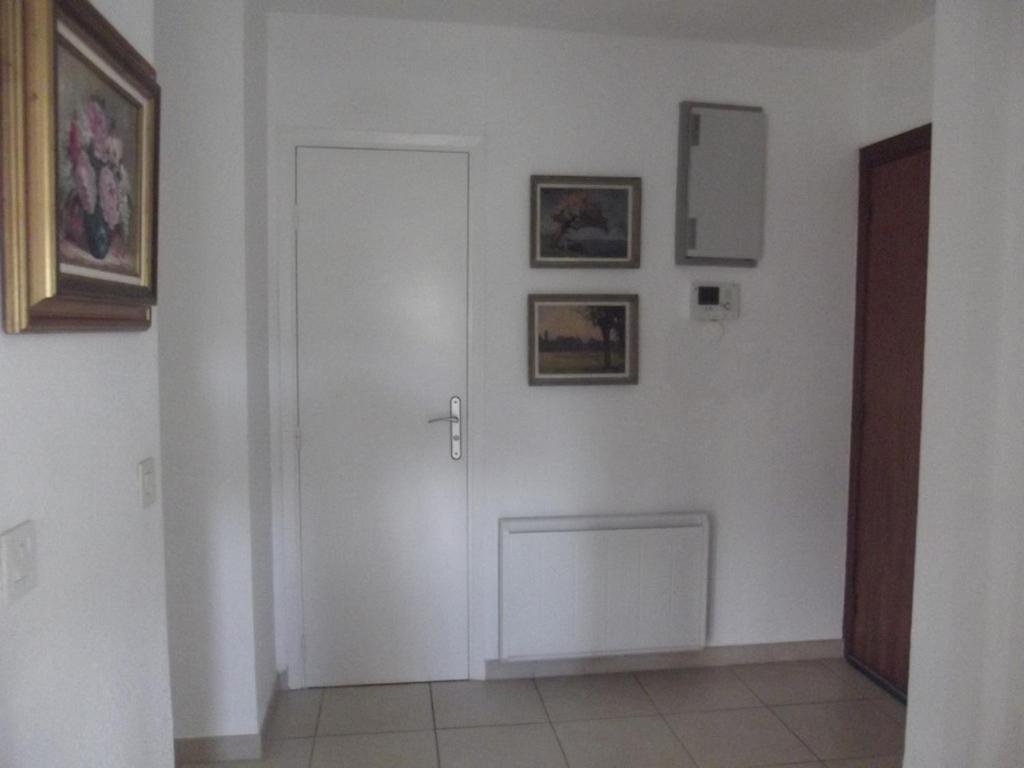 Appartement Spacieux Et Calme Classe 4 Etoiles, A 300M De La Mer Sainte-Maxime Kültér fotó